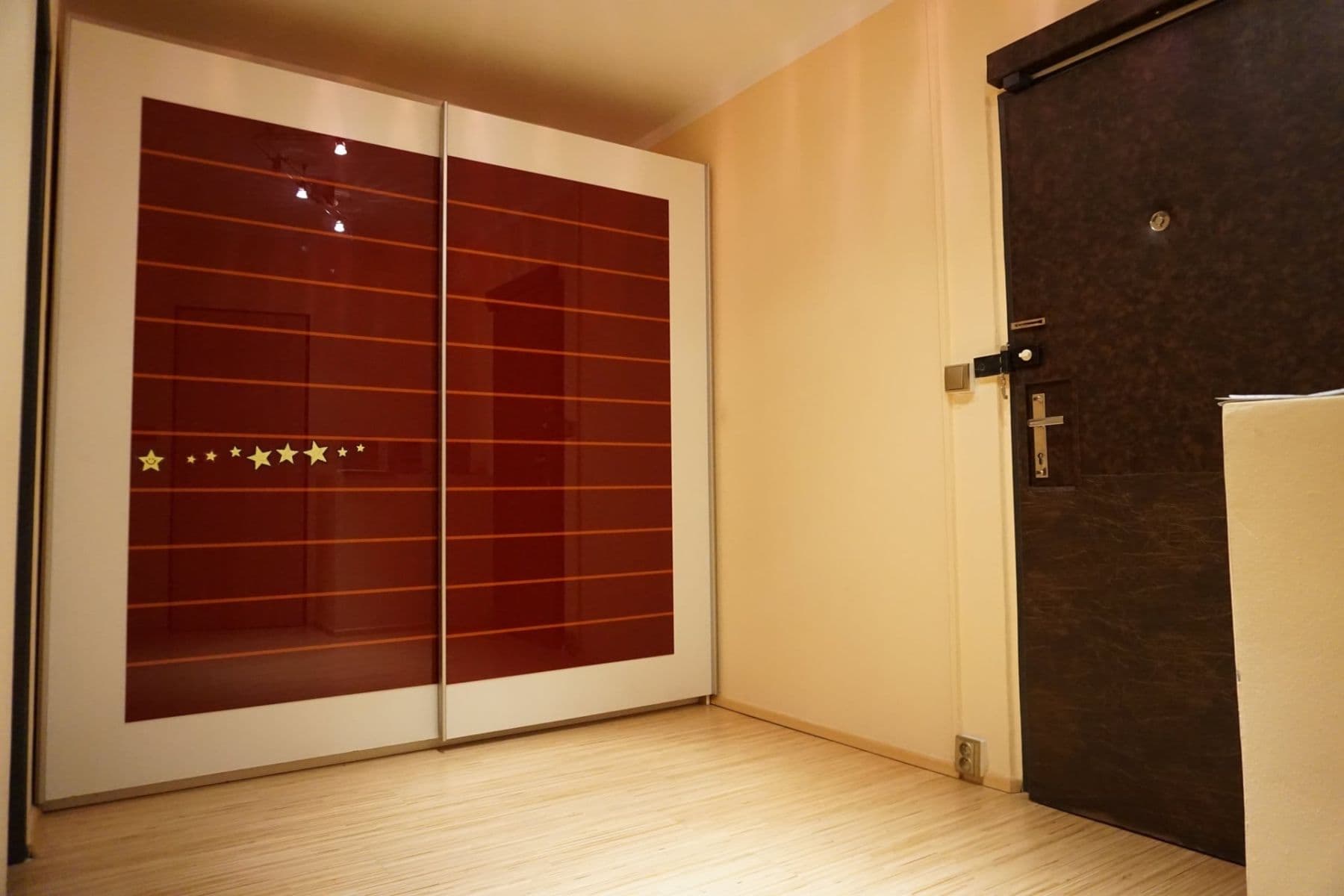 Prenájom bytu 2-izbový 40 m², Bryksova, Praha, Praha Prenájom bytu 2-izbový 40 m², Bryksova, Praha, Praha