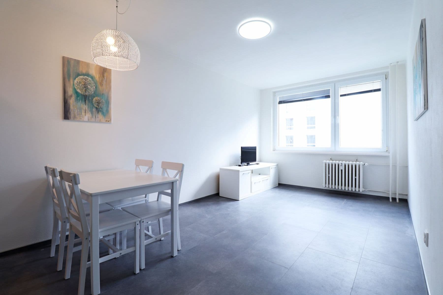 Prenájom bytu 2-izbový 46 m², Mezi školami, Praha, Praha Prenájom bytu 2-izbový 46 m², Mezi školami, Praha, Praha