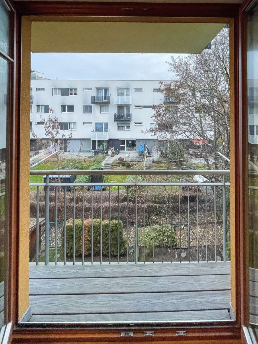 Prenájom bytu 1-izbový 28 m², Vladycká, Praha, Praha Prenájom bytu 1-izbový 28 m², Vladycká, Praha, Praha