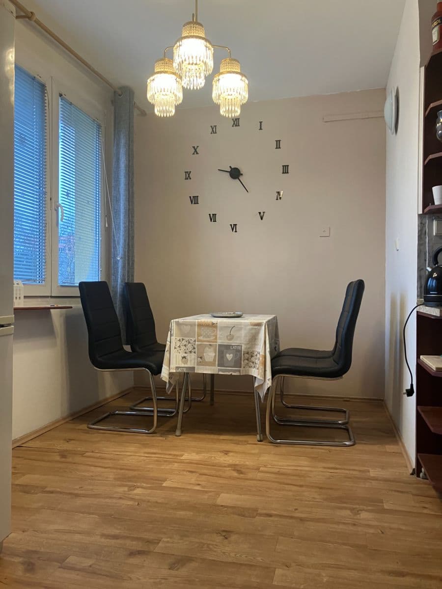 Predaj bytu 2-izbový 66 m², J. Opletala, České Budějovice, Jihočeský kraj Predaj bytu 2-izbový 66 m², J. Opletala, České Budějovice, Jihočeský kraj