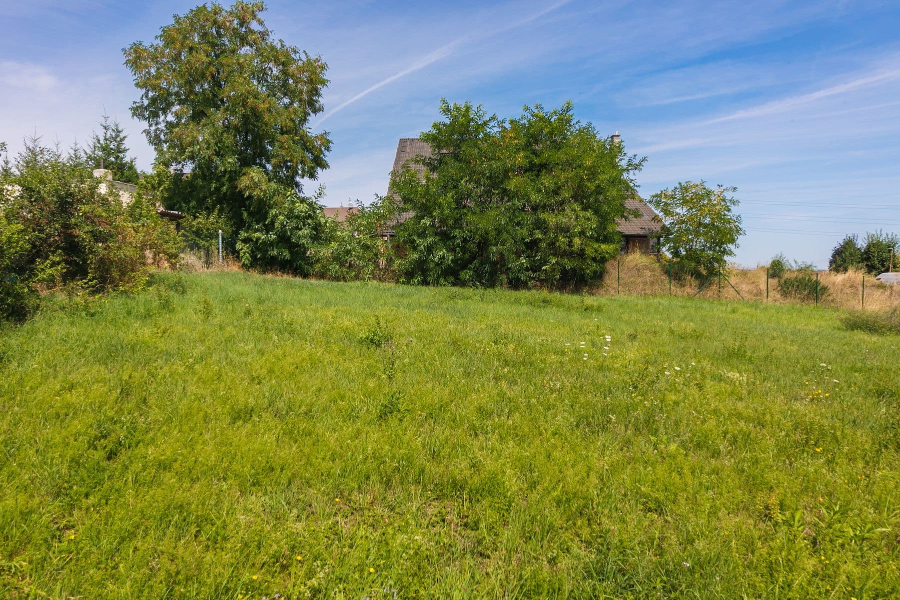 Predaj pozemku 1.240 m², Květinová, Čakovičky, Středočeský kraj Predaj pozemku 1.240 m², Květinová, Čakovičky, Středočeský kraj