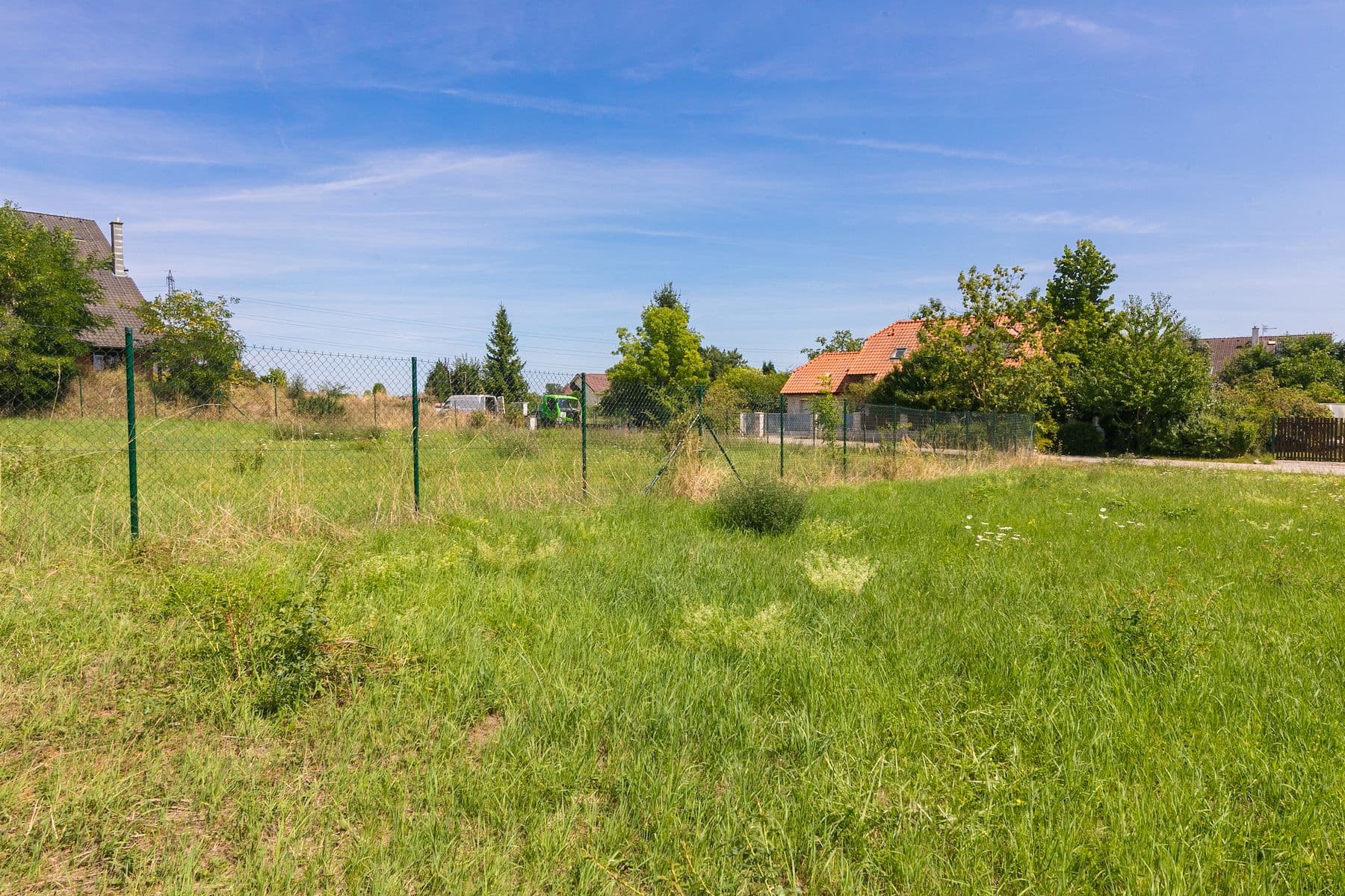 Predaj pozemku 1.240 m², Květinová, Čakovičky, Středočeský kraj Predaj pozemku 1.240 m², Květinová, Čakovičky, Středočeský kraj