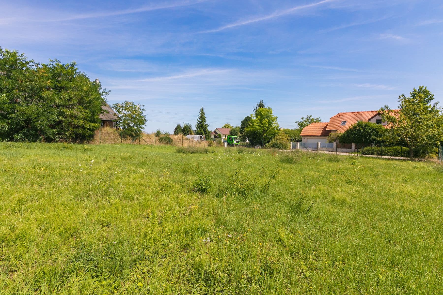 Predaj pozemku 1.240 m², Květinová, Čakovičky, Středočeský kraj Predaj pozemku 1.240 m², Květinová, Čakovičky, Středočeský kraj
