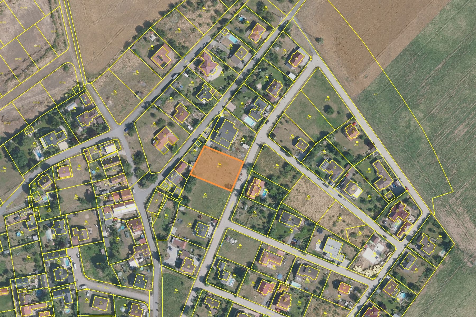 Predaj pozemku 1.240 m², Květinová, Čakovičky, Středočeský kraj Predaj pozemku 1.240 m², Květinová, Čakovičky, Středočeský kraj