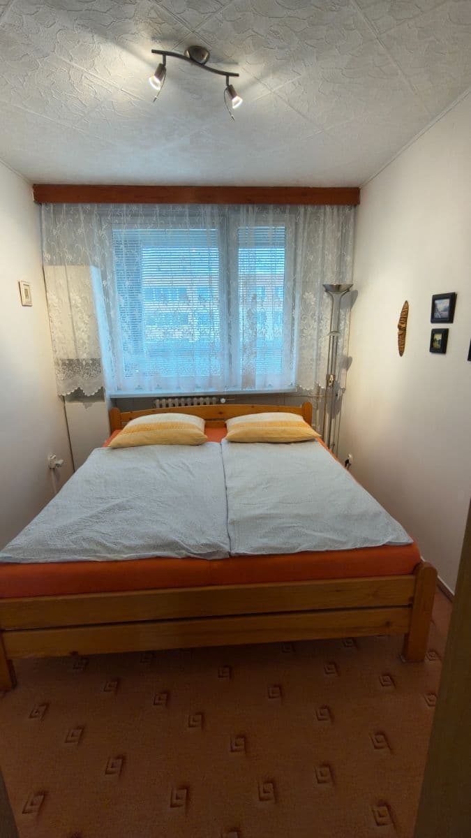 Prenájom bytu 2-izbový 43 m², Moravcova, Kolín, Středočeský kraj Prenájom bytu 2-izbový 43 m², Moravcova, Kolín, Středočeský kraj