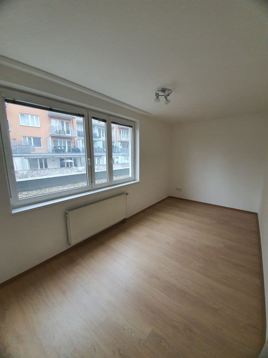 Prenájom bytu 2-izbový 50 m², Janýrova, Praha, Praha Prenájom bytu 2-izbový 50 m², Janýrova, Praha, Praha