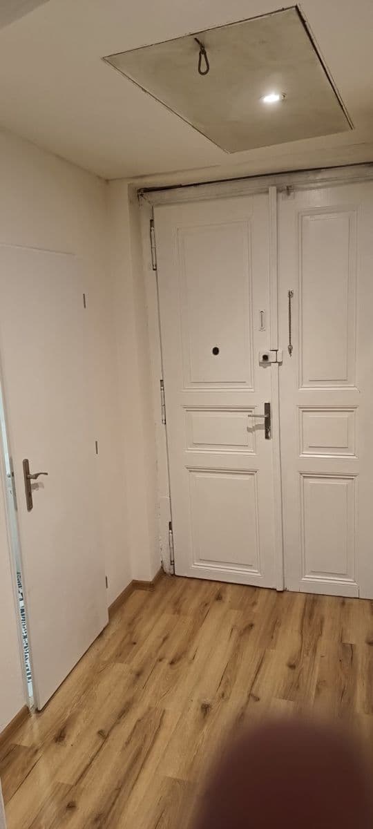 Prenájom bytu 2-izbový 48 m², Kozácká, Praha, Praha Prenájom bytu 2-izbový 48 m², Kozácká, Praha, Praha