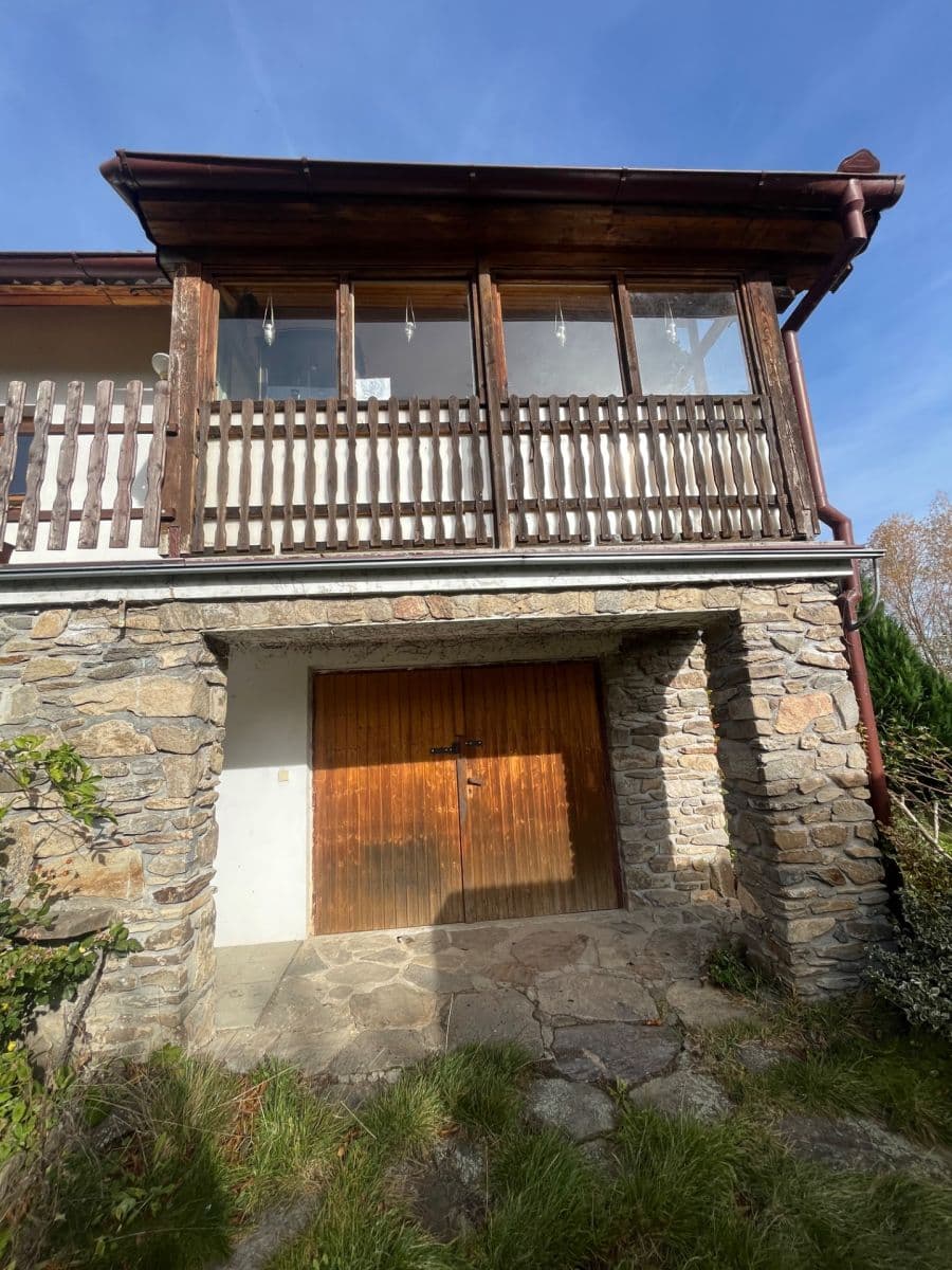 Predaj domu 104 m², pozemek 4.412 m², Strážov, Plzeňský kraj Predaj domu 104 m², pozemek 4.412 m², Strážov, Plzeňský kraj