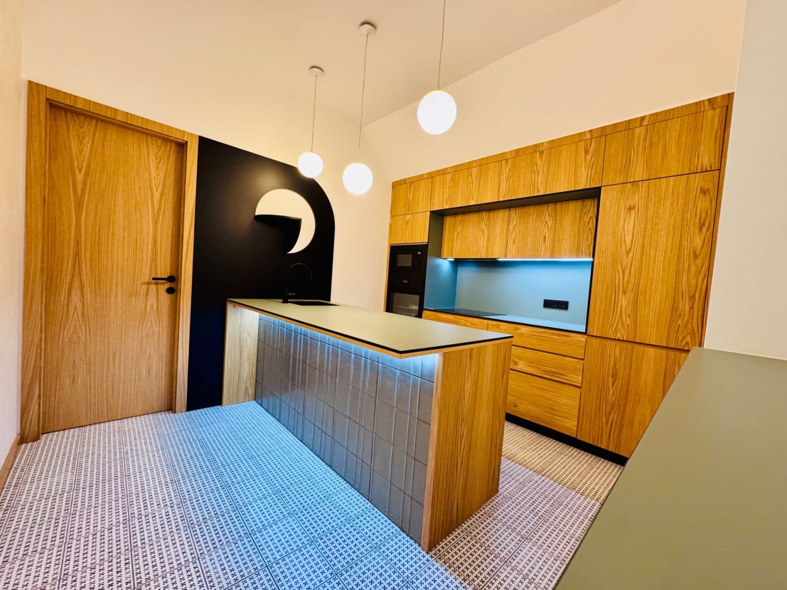 Prenájom bytu 2-izbový 70 m², Čápkova, Brno, Jihomoravský kraj Prenájom bytu 2-izbový 70 m², Čápkova, Brno, Jihomoravský kraj