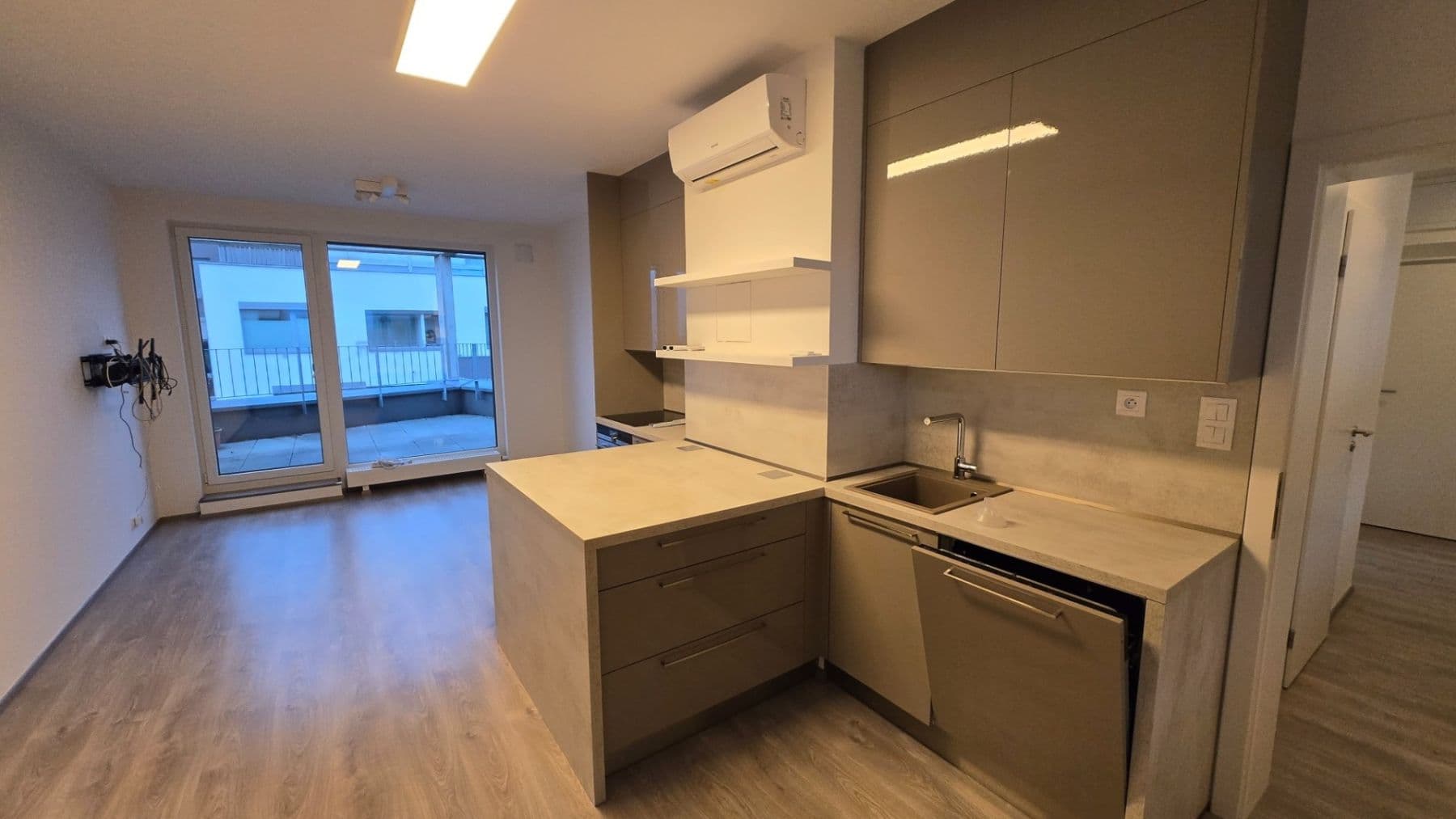 Prenájom bytu 2-izbový 54 m², Šífařská, Praha, Praha Prenájom bytu 2-izbový 54 m², Šífařská, Praha, Praha