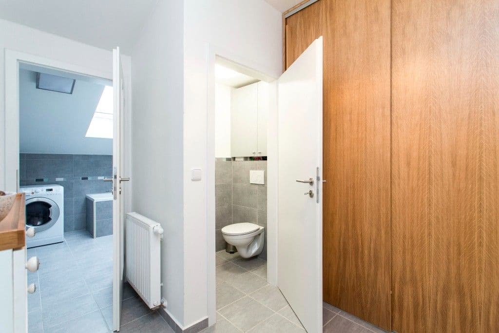 Predaj bytu 2-izbový 57 m², Hostivařská, Praha, Praha Predaj bytu 2-izbový 57 m², Hostivařská, Praha, Praha