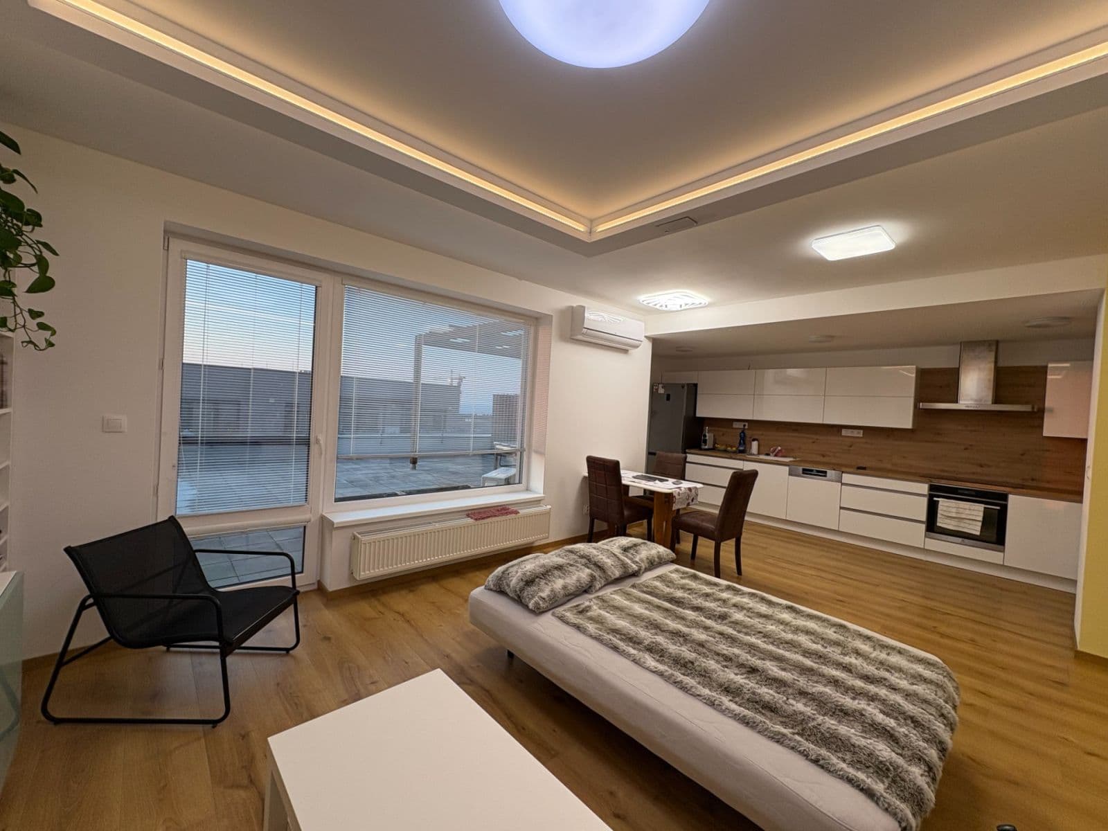 Predaj bytu 3-izbový 137 m², Ostriežová, Záhorská Bystrica, Bratislavský kraj Predaj bytu 3-izbový 137 m², Ostriežová, Záhorská Bystrica, Bratislavský kraj