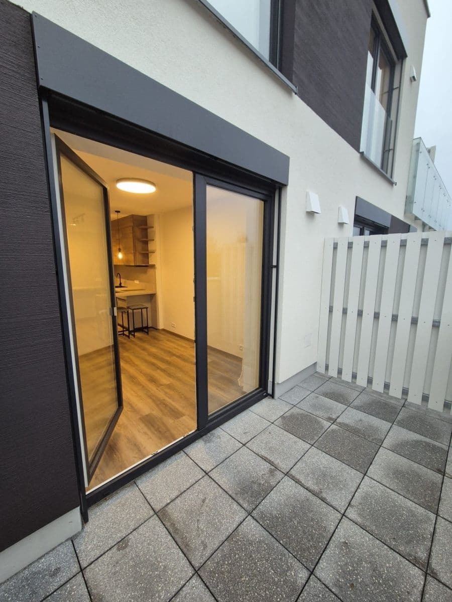 Prenájom bytu 1-izbový 28 m², Brno, Jihomoravský kraj Prenájom bytu 1-izbový 28 m², Brno, Jihomoravský kraj