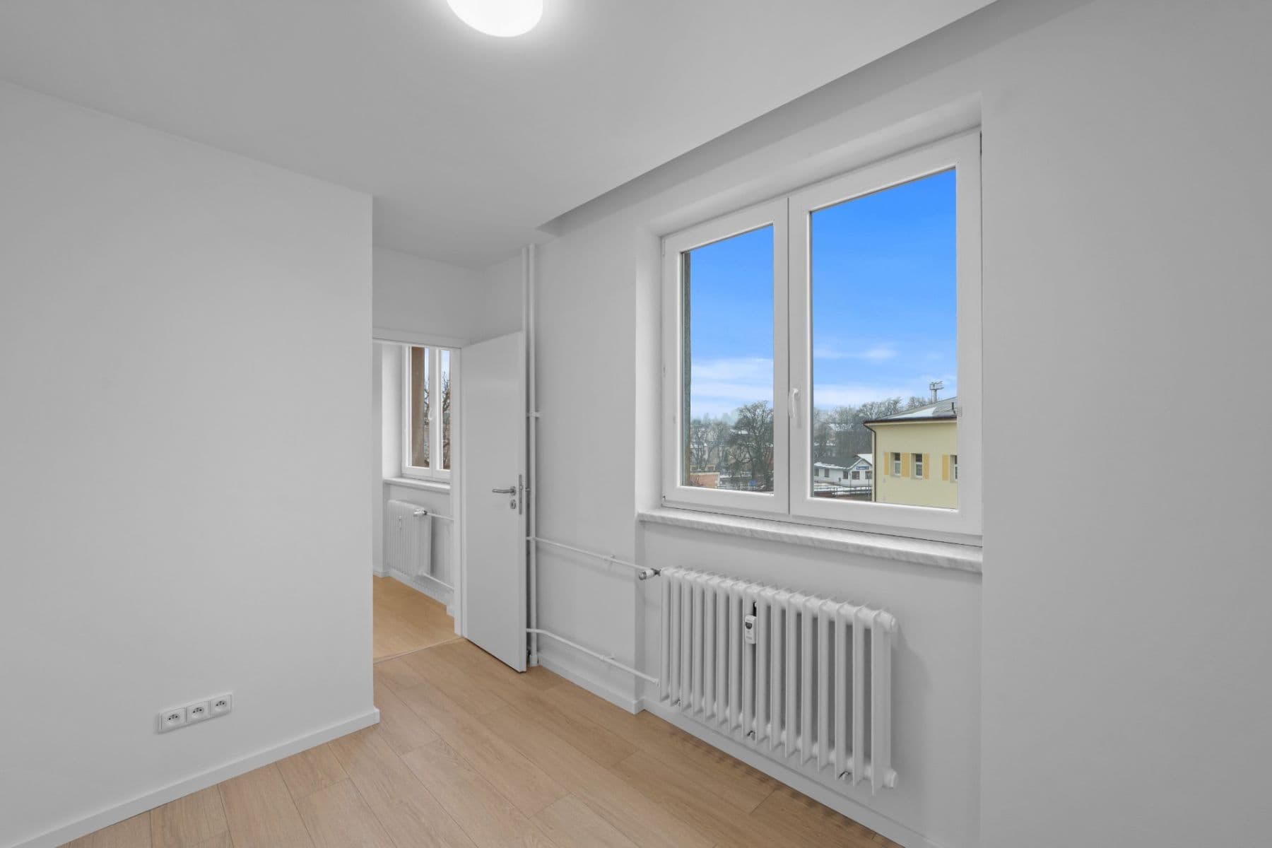 Prenájom bytu 3-izbový 52 m², Národní, Trutnov, Královéhradecký kraj Prenájom bytu 3-izbový 52 m², Národní, Trutnov, Královéhradecký kraj