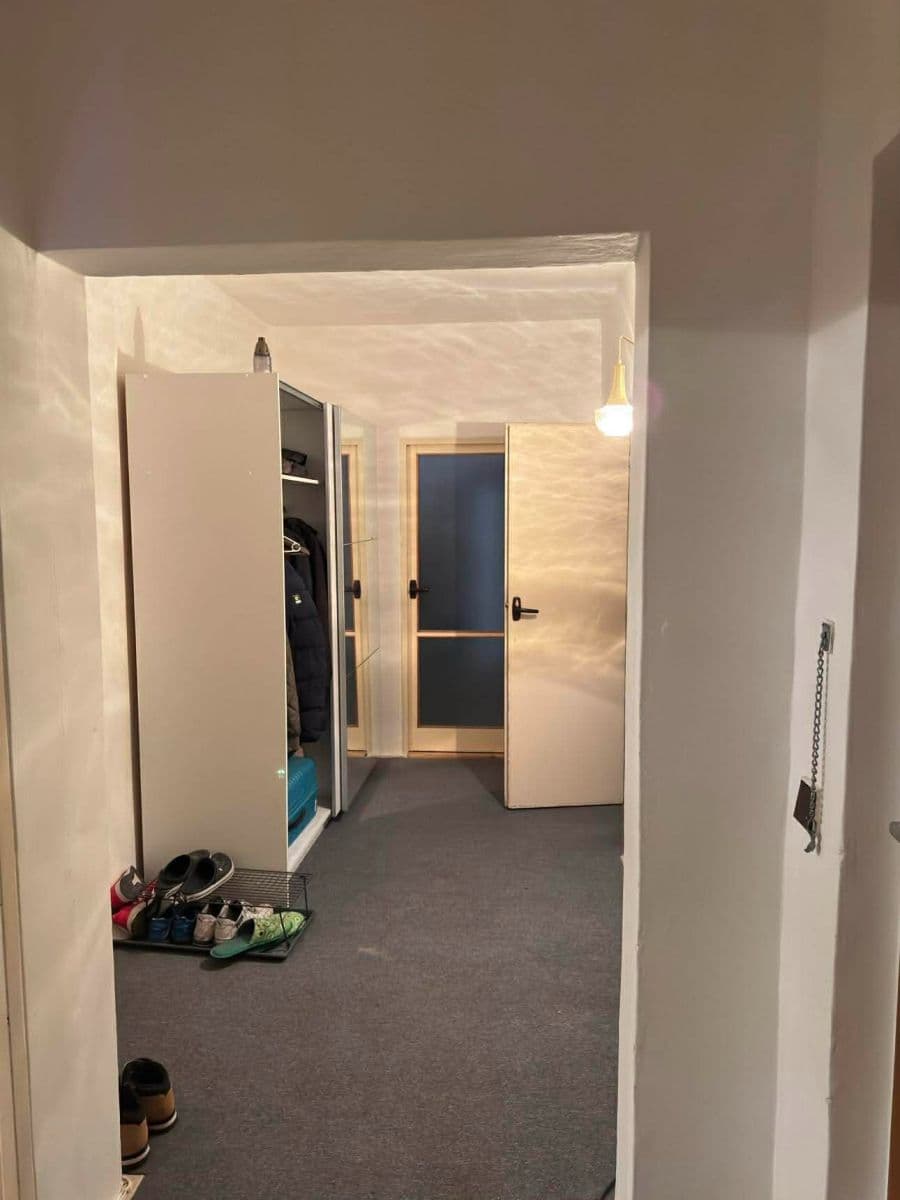 Prenájom bytu 3-izbový 70 m², Loosova, Brno, Jihomoravský kraj Prenájom bytu 3-izbový 70 m², Loosova, Brno, Jihomoravský kraj