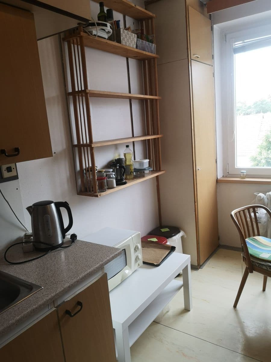 Prenájom bytu 3-izbový 65 m², Neužilova, Brno, Jihomoravský kraj Prenájom bytu 3-izbový 65 m², Neužilova, Brno, Jihomoravský kraj