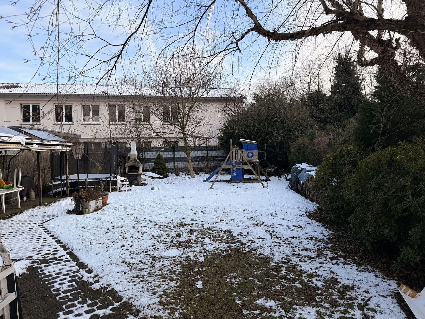 Predaj bytu 3-izbový 93 m², Essen, Severné Porýnie - Westfálsko Predaj bytu 3-izbový 93 m², Essen, Severné Porýnie - Westfálsko