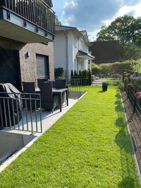 Prenájom bytu 3-izbový 110 m², Hamburg, Hamburg Prenájom bytu 3-izbový 110 m², Hamburg, Hamburg