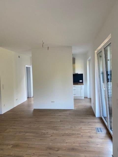 Prenájom bytu 3-izbový 110 m², Hamburg, Hamburg Prenájom bytu 3-izbový 110 m², Hamburg, Hamburg