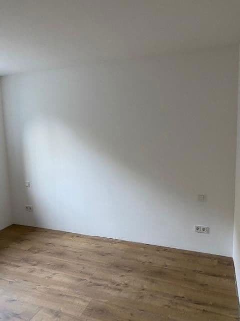 Prenájom bytu 3-izbový 110 m², Hamburg, Hamburg Prenájom bytu 3-izbový 110 m², Hamburg, Hamburg