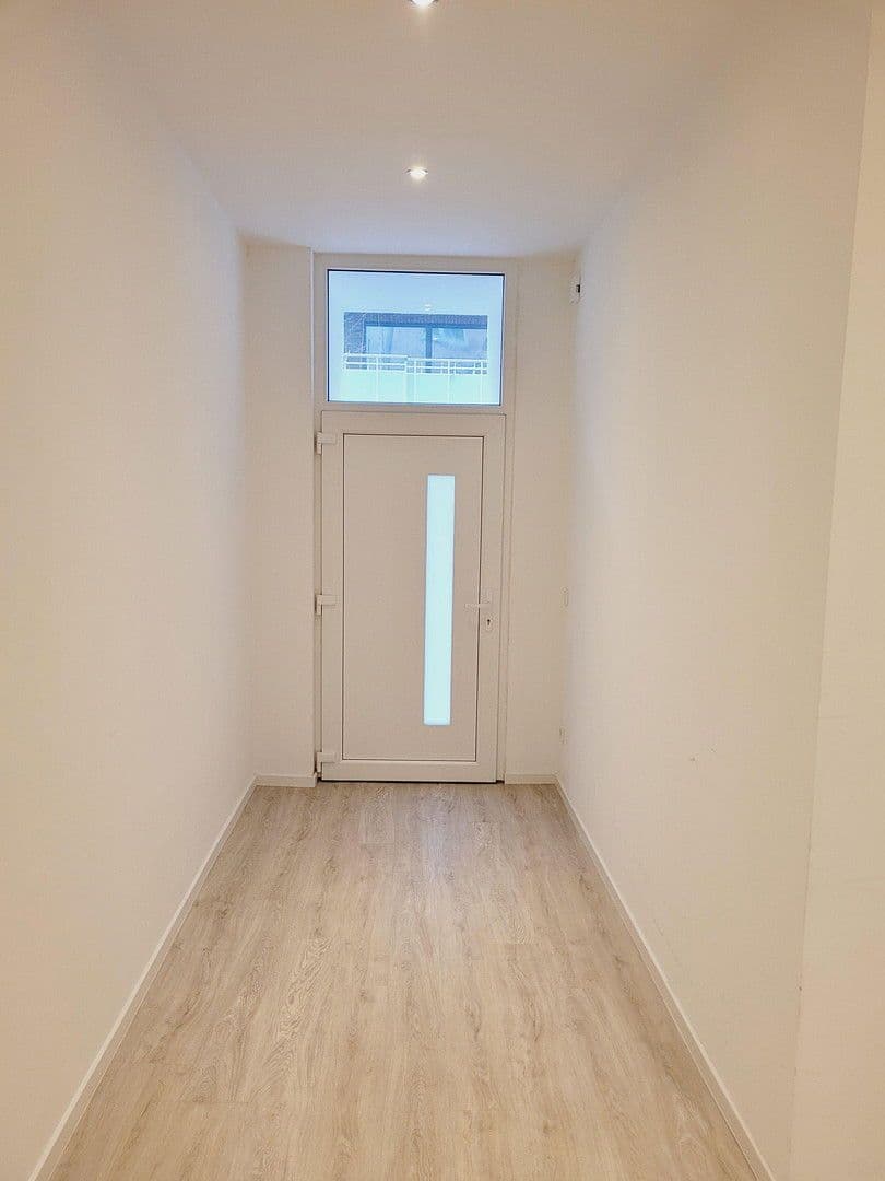 Prenájom bytu 2-izbový 65 m², Händelstr. 4, Duisburg, Severné Porýnie - Westfálsko Prenájom bytu 2-izbový 65 m², Händelstr. 4, Duisburg, Severné Porýnie - Westfálsko