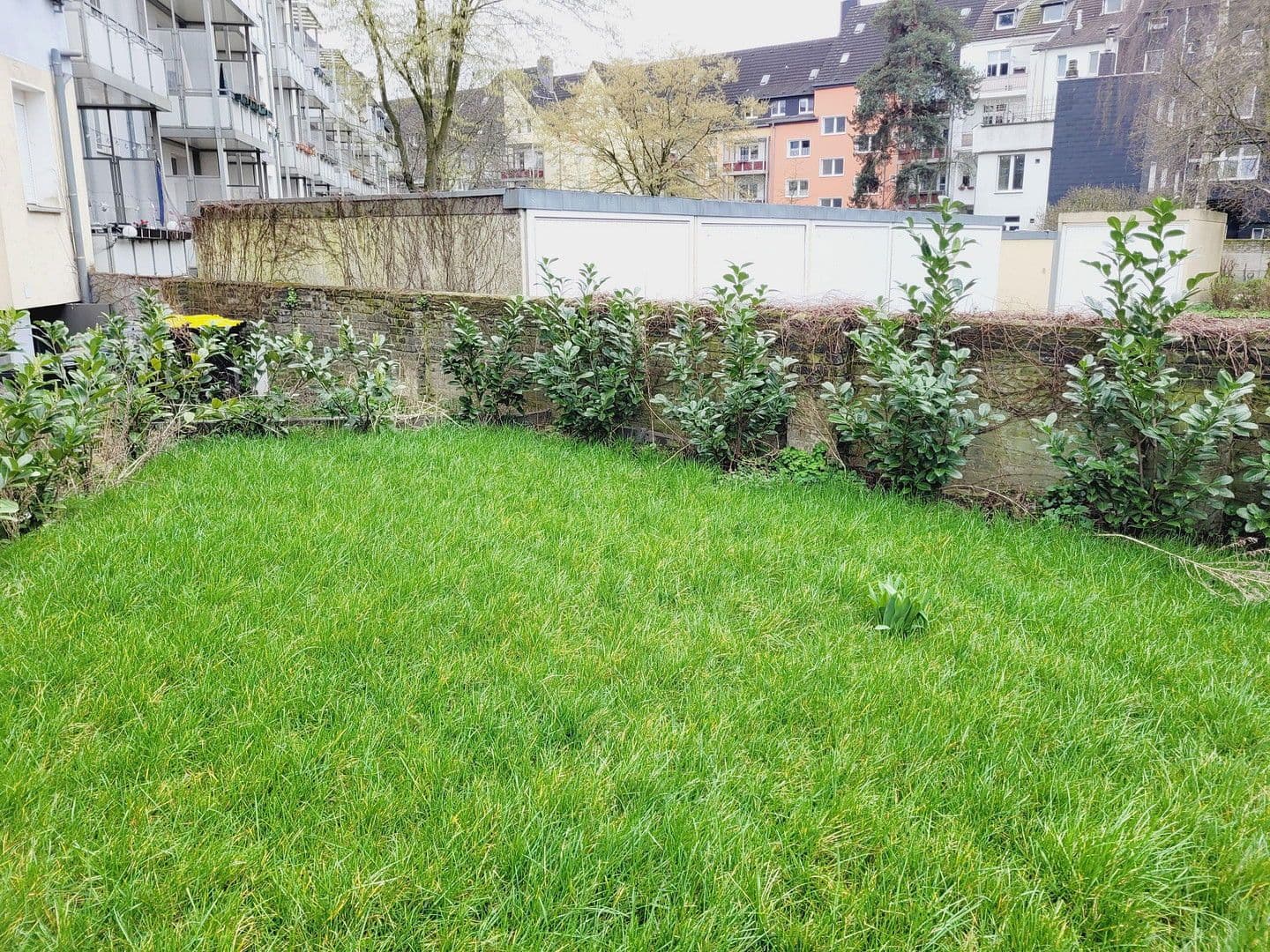 Prenájom bytu 2-izbový 65 m², Händelstr. 4, Duisburg, Severné Porýnie - Westfálsko Prenájom bytu 2-izbový 65 m², Händelstr. 4, Duisburg, Severné Porýnie - Westfálsko