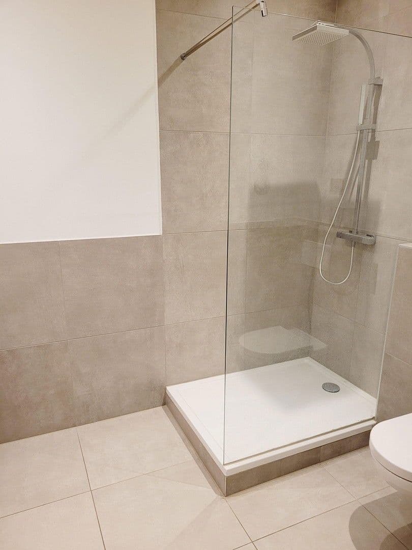 Prenájom bytu 2-izbový 65 m², Händelstr. 4, Duisburg, Severné Porýnie - Westfálsko Prenájom bytu 2-izbový 65 m², Händelstr. 4, Duisburg, Severné Porýnie - Westfálsko