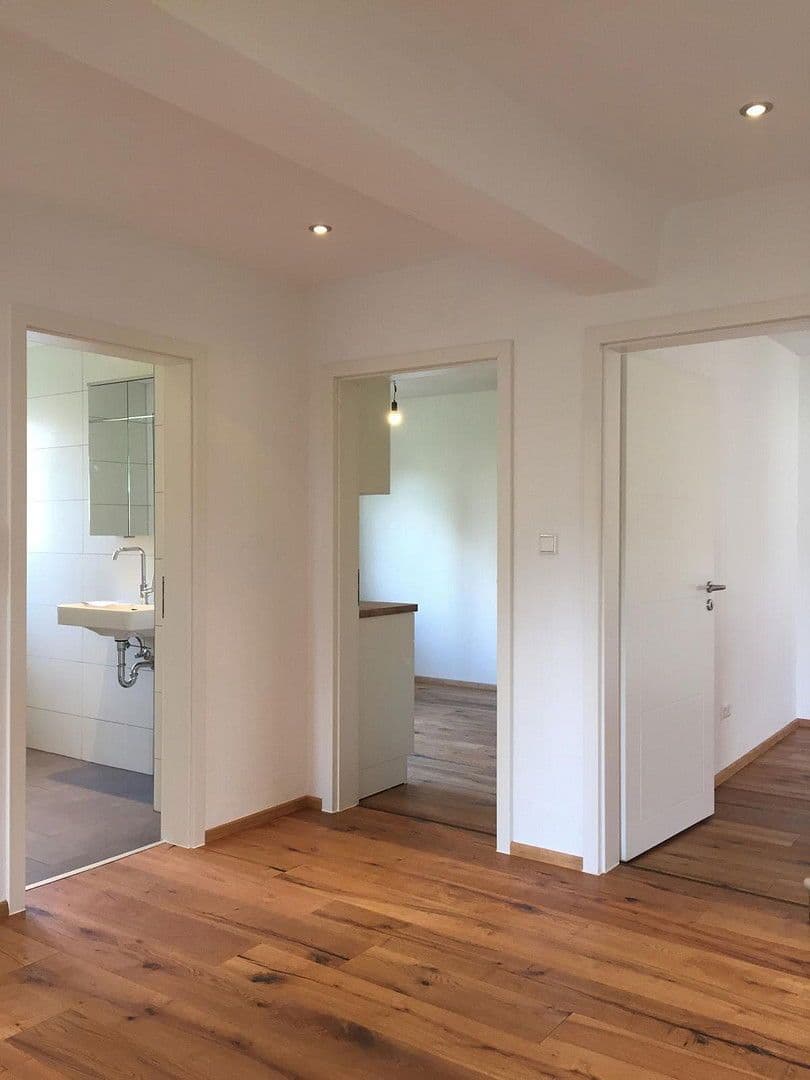 Prenájom bytu 3-izbový 84 m², Ohlsbach, Bádensko-Wurttembersko Prenájom bytu 3-izbový 84 m², Ohlsbach, Bádensko-Wurttembersko