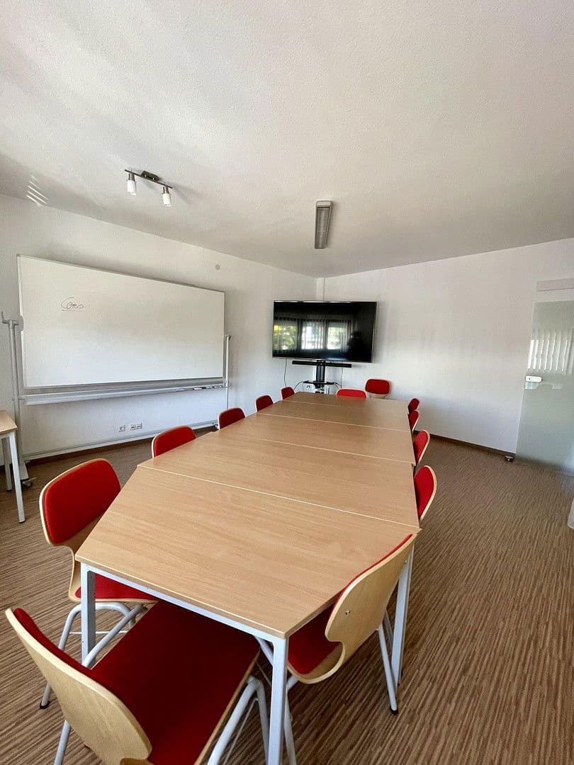 Prenájom kancelárie 110 m², Austraße 17, Öhringen, Bádensko-Wurttembersko Prenájom kancelárie 110 m², Austraße 17, Öhringen, Bádensko-Wurttembersko