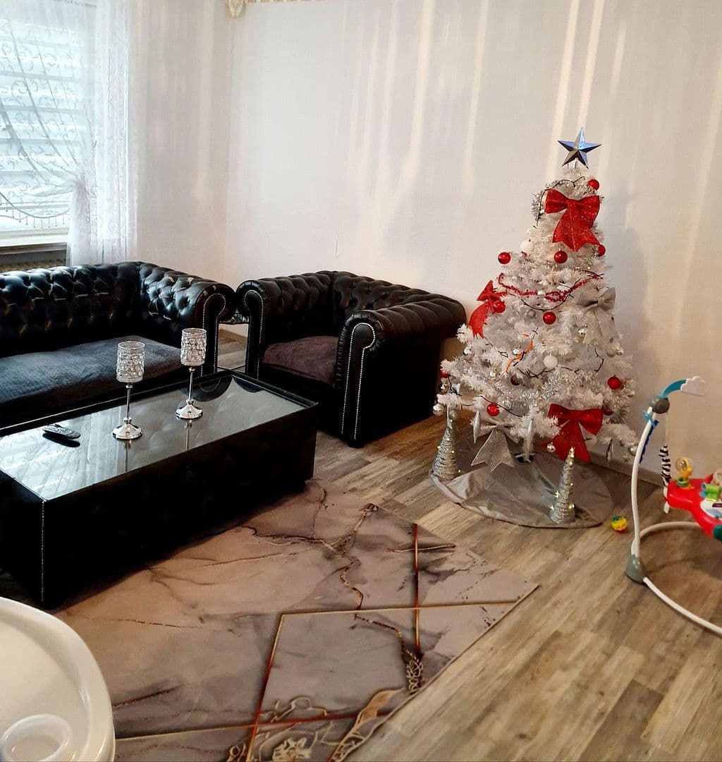 Prenájom bytu 5-izbový 100 m², Pappelstraße 11, Visselhövede, Dolné Sasko Prenájom bytu 5-izbový 100 m², Pappelstraße 11, Visselhövede, Dolné Sasko