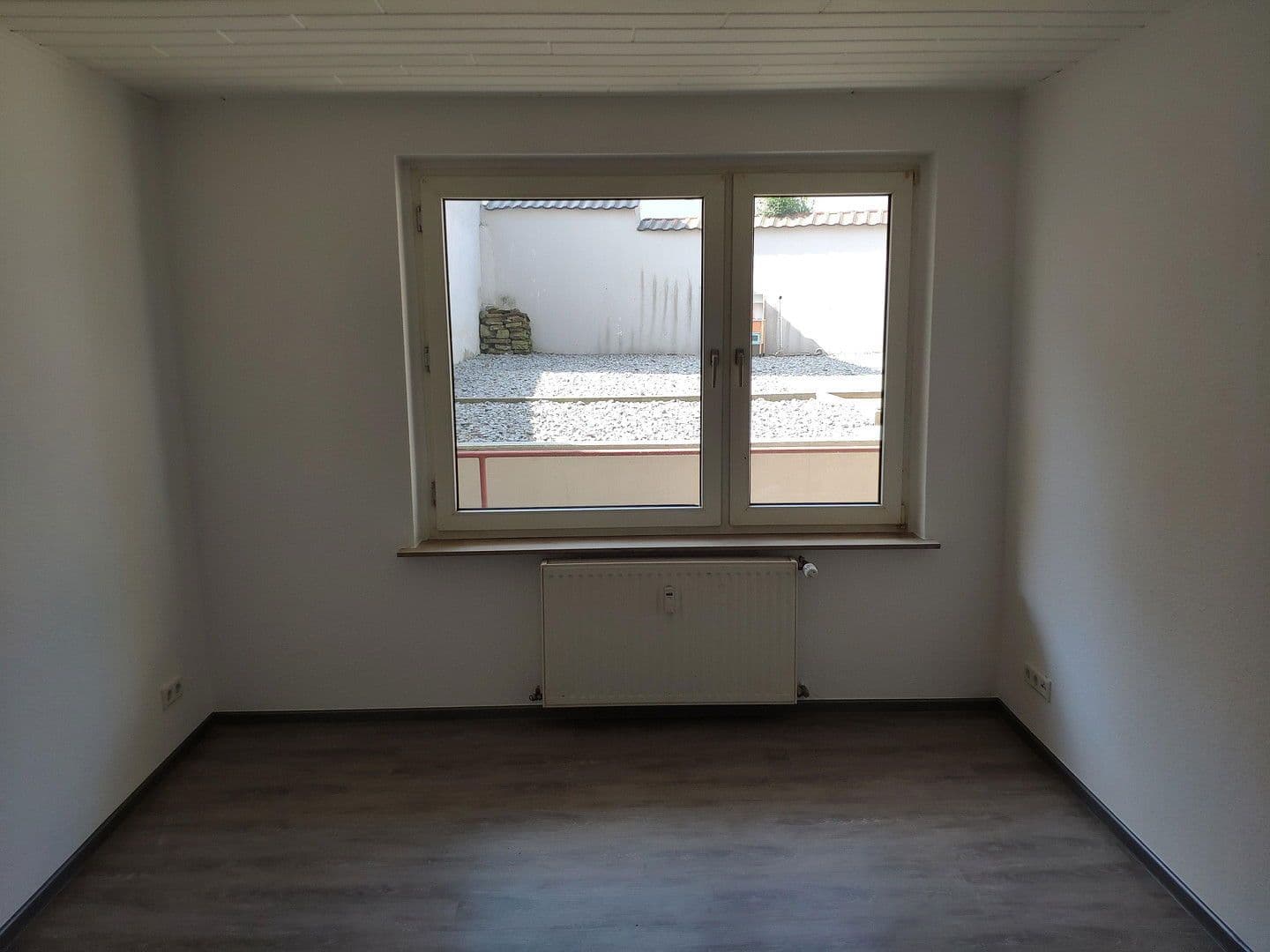 Prenájom bytu 1-izbový 30 m², Untergrünewalder Straße 28, Wuppertal, Severné Porýnie - Westfálsko Prenájom bytu 1-izbový 30 m², Untergrünewalder Straße 28, Wuppertal, Severné Porýnie - Westfálsko