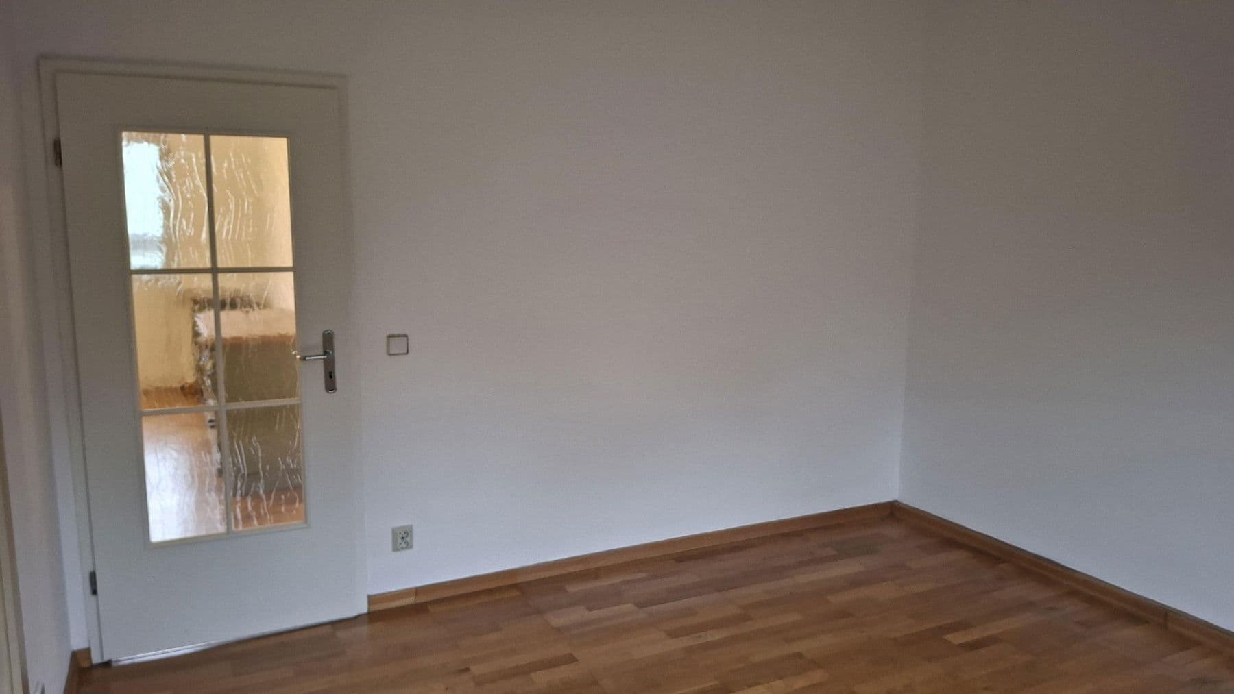 Predaj bytu 3-izbový 82 m², Berlin, Berlín Predaj bytu 3-izbový 82 m², Berlin, Berlín