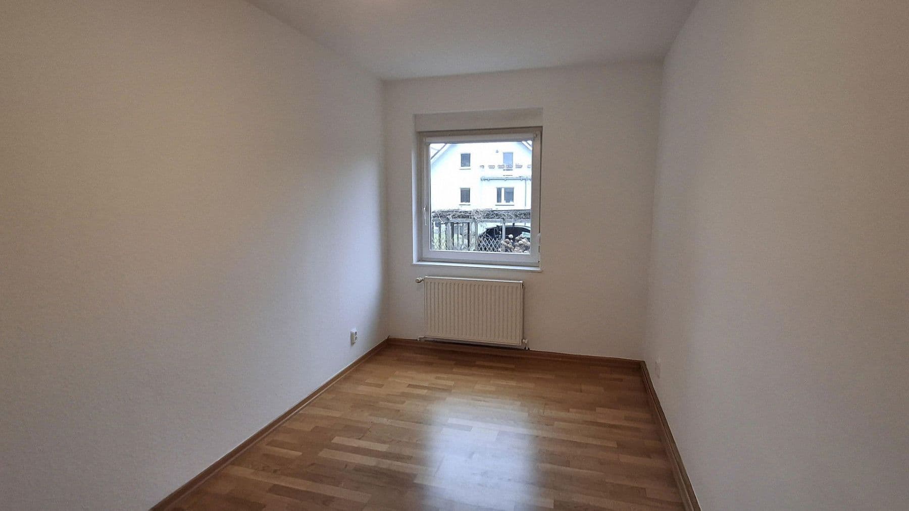 Predaj bytu 3-izbový 82 m², Berlin, Berlín Predaj bytu 3-izbový 82 m², Berlin, Berlín