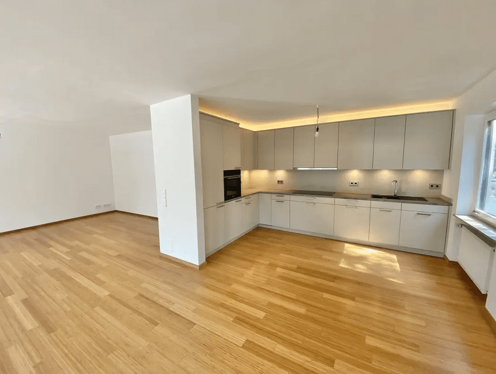 Predaj bytu 3-izbový 131 m², München, Bavorsko Predaj bytu 3-izbový 131 m², München, Bavorsko