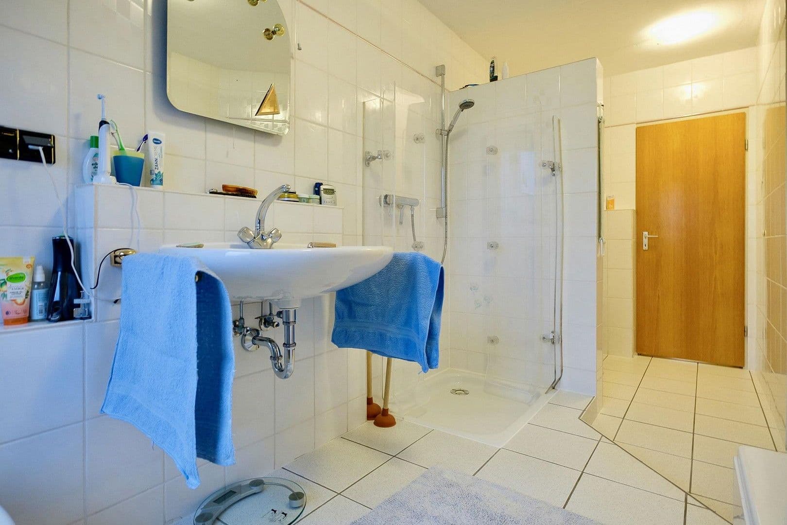 Predaj domu 117 m², pozemek 334 m², Neuwied, Porýnie-Falcko Predaj domu 117 m², pozemek 334 m², Neuwied, Porýnie-Falcko