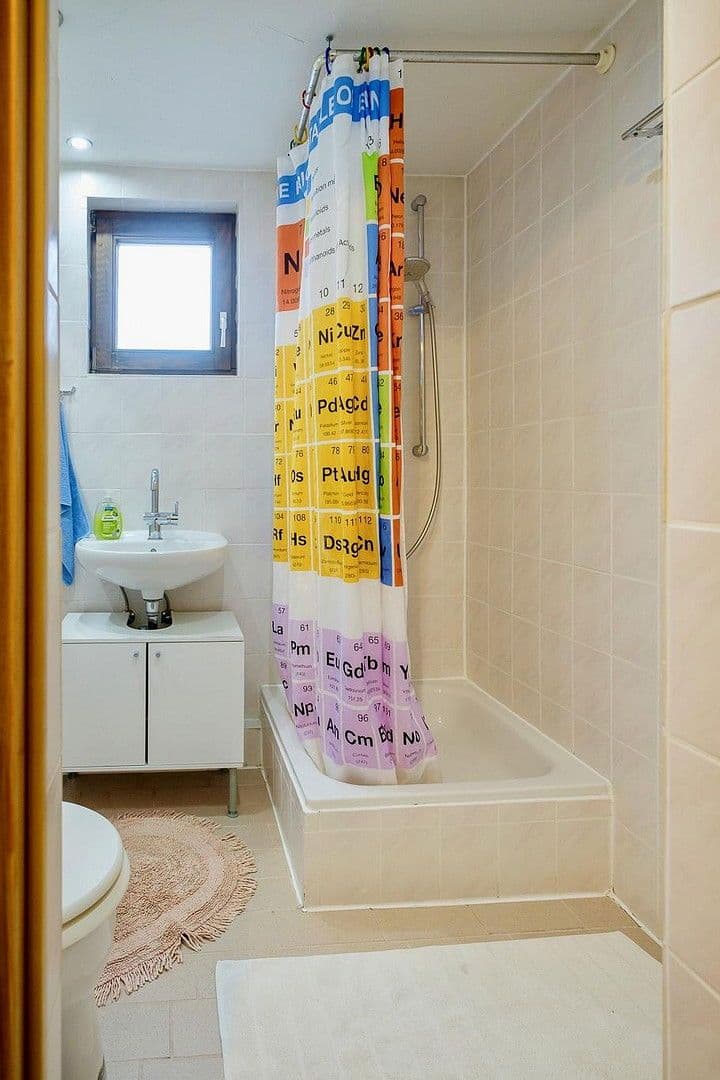 Predaj domu 117 m², pozemek 334 m², Neuwied, Porýnie-Falcko Predaj domu 117 m², pozemek 334 m², Neuwied, Porýnie-Falcko