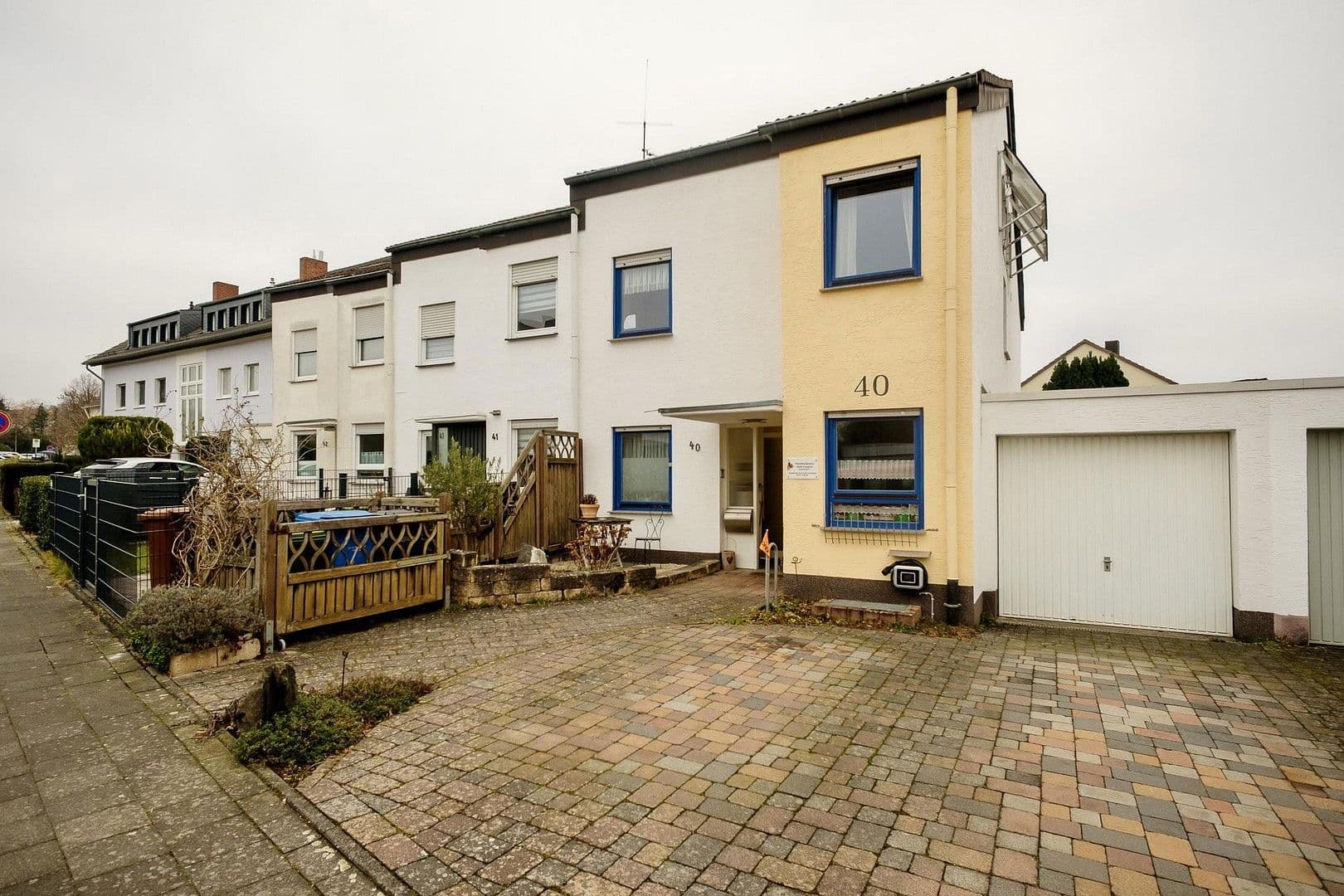 Predaj domu 117 m², pozemek 334 m², Neuwied, Porýnie-Falcko Predaj domu 117 m², pozemek 334 m², Neuwied, Porýnie-Falcko