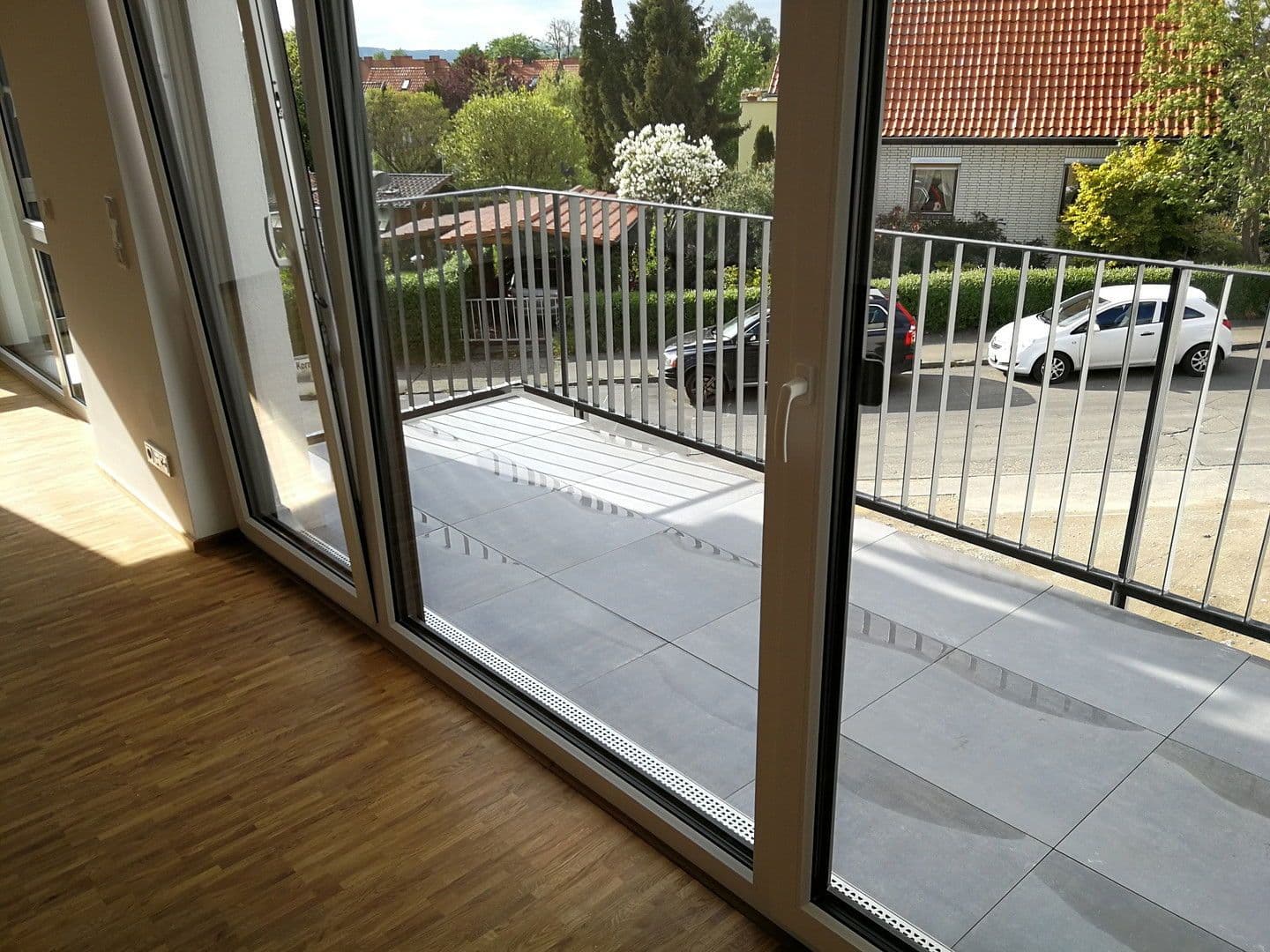 Prenájom bytu 4-izbový 125 m², Göttingen, Dolné Sasko Prenájom bytu 4-izbový 125 m², Göttingen, Dolné Sasko