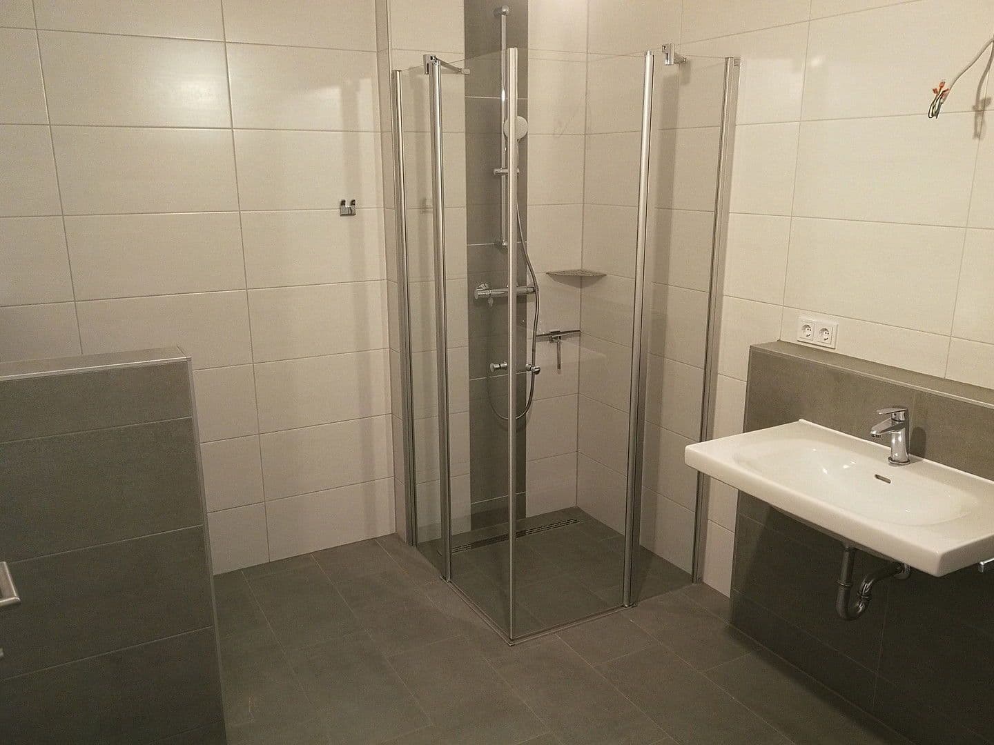 Prenájom bytu 4-izbový 125 m², Göttingen, Dolné Sasko Prenájom bytu 4-izbový 125 m², Göttingen, Dolné Sasko