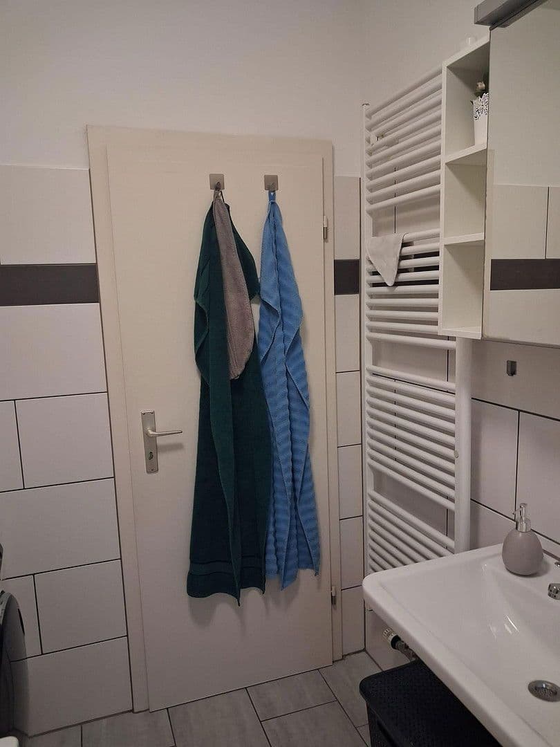 Prenájom bytu 2-izbový 49 m², Robert-Koch-Straße 10, Leverkusen, Severné Porýnie - Westfálsko Prenájom bytu 2-izbový 49 m², Robert-Koch-Straße 10, Leverkusen, Severné Porýnie - Westfálsko