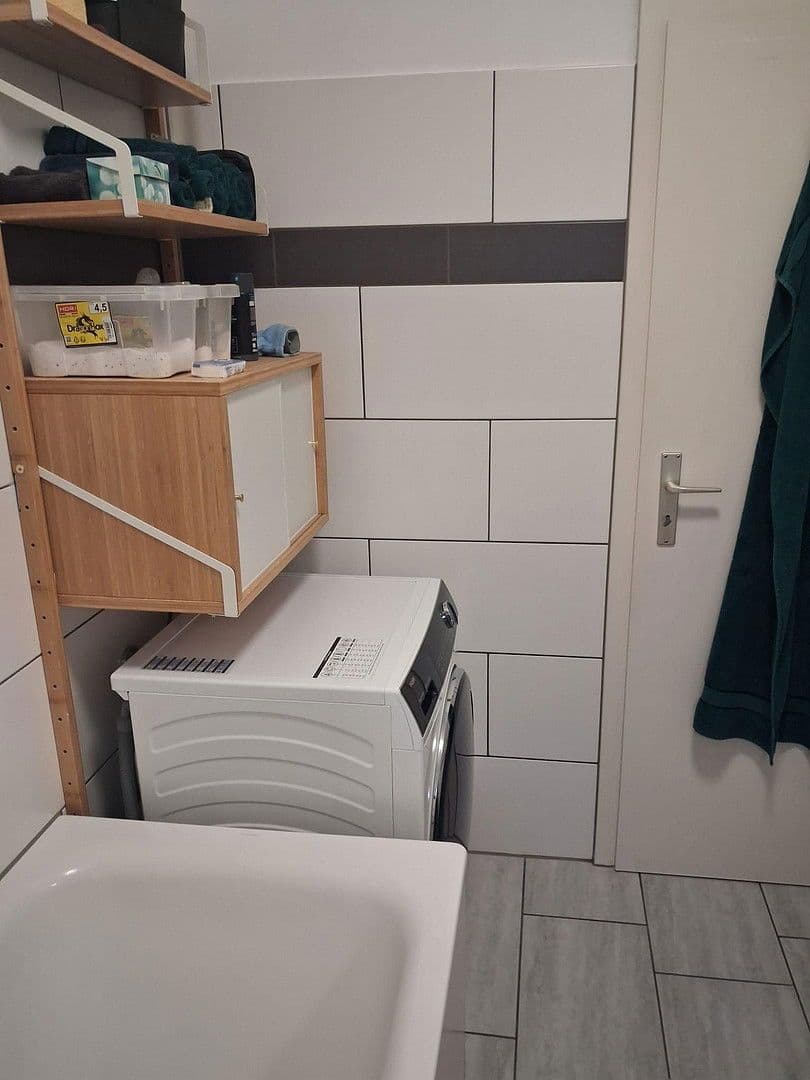 Prenájom bytu 2-izbový 49 m², Robert-Koch-Straße 10, Leverkusen, Severné Porýnie - Westfálsko Prenájom bytu 2-izbový 49 m², Robert-Koch-Straße 10, Leverkusen, Severné Porýnie - Westfálsko