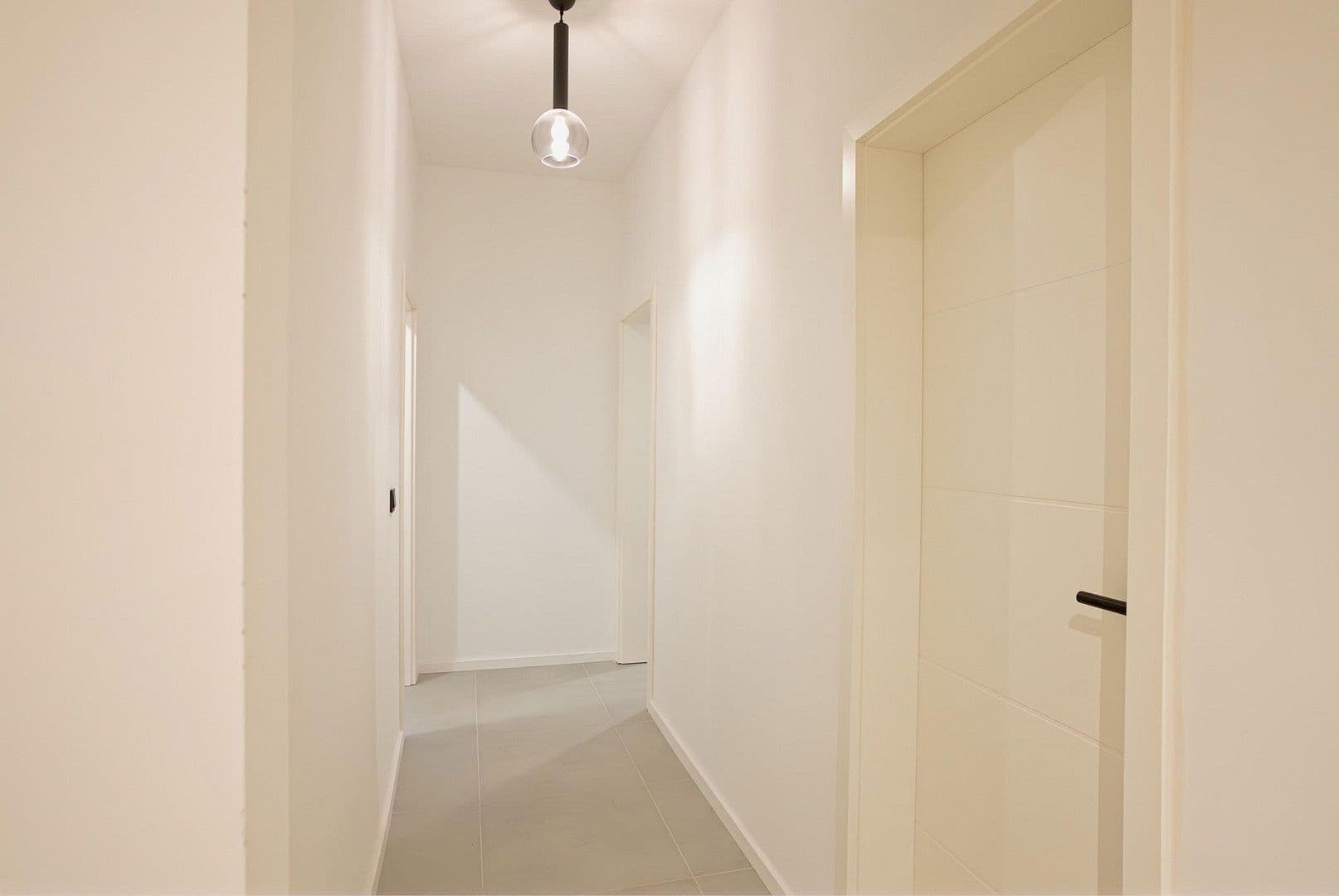 Prenájom bytu 4-izbový 130 m², Göhrdestraße 1a, Himbergen, Dolné Sasko Prenájom bytu 4-izbový 130 m², Göhrdestraße 1a, Himbergen, Dolné Sasko