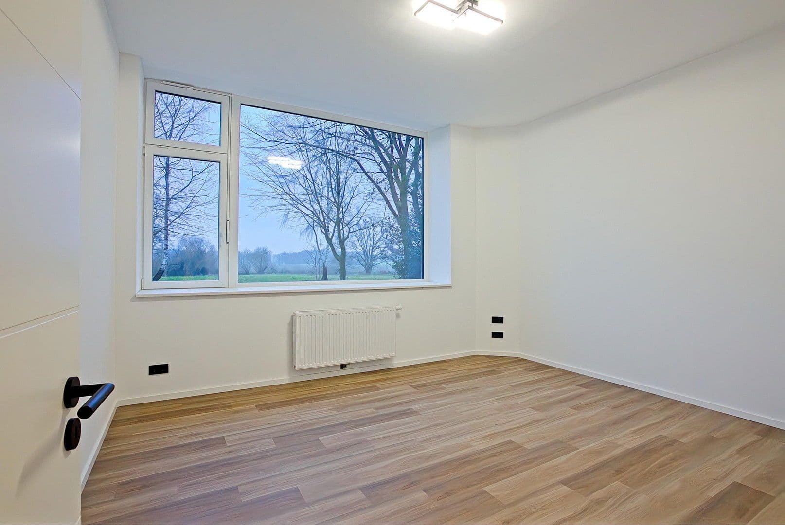 Prenájom bytu 4-izbový 130 m², Göhrdestraße 1a, Himbergen, Dolné Sasko Prenájom bytu 4-izbový 130 m², Göhrdestraße 1a, Himbergen, Dolné Sasko
