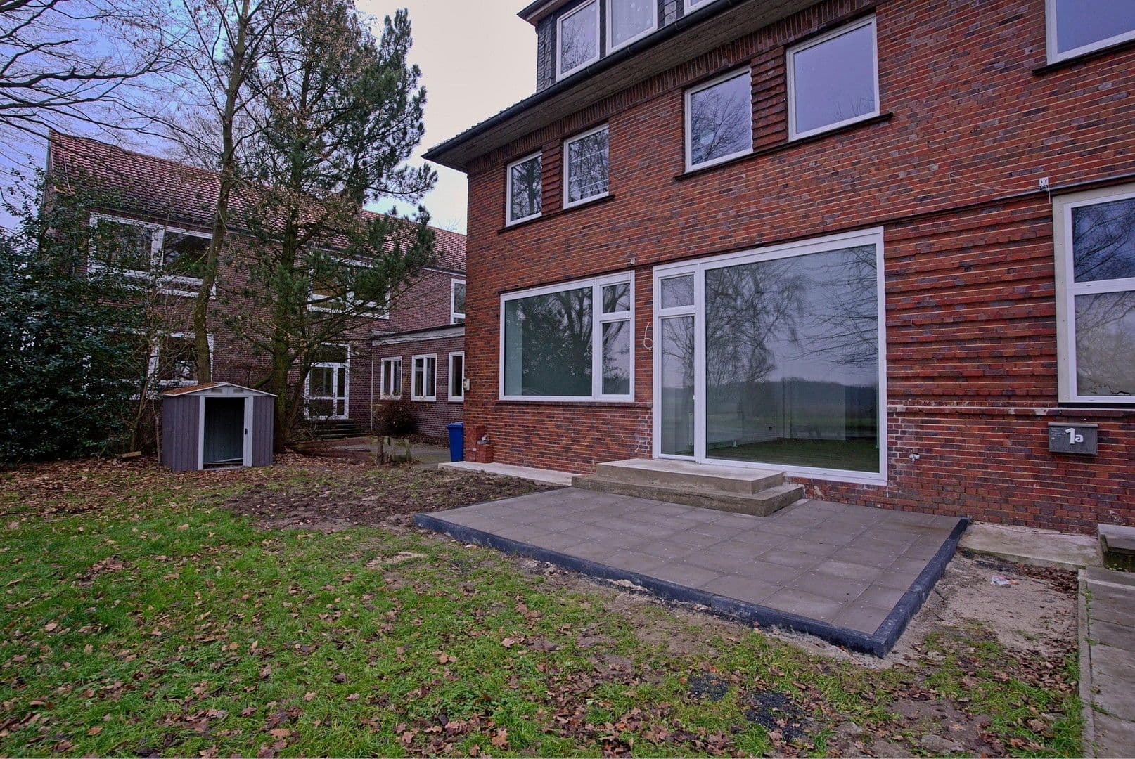 Prenájom bytu 4-izbový 130 m², Göhrdestraße 1a, Himbergen, Dolné Sasko Prenájom bytu 4-izbový 130 m², Göhrdestraße 1a, Himbergen, Dolné Sasko