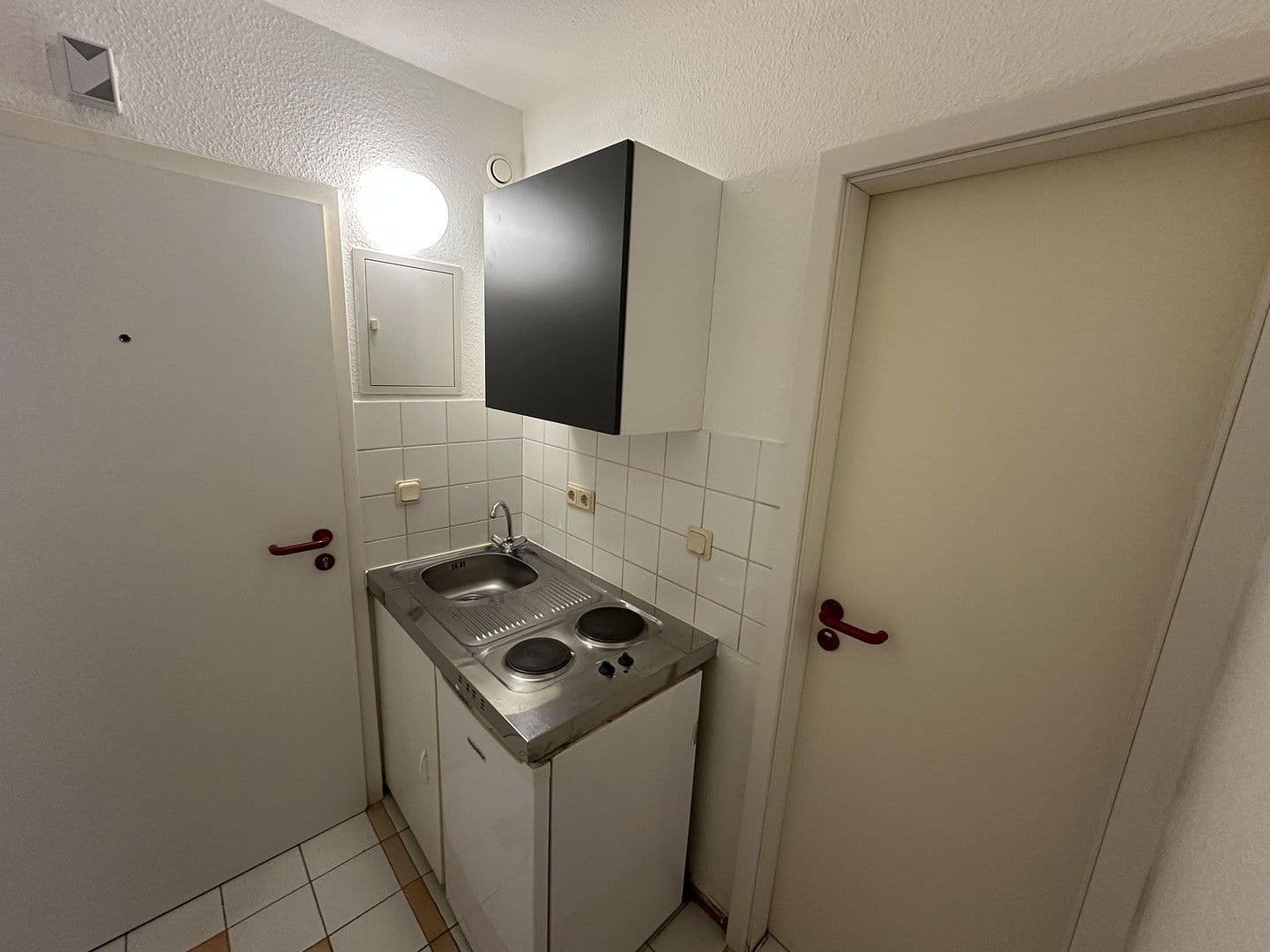 Prenájom bytu 1-izbový 21 m², Gaußstraße 77, Saarbrücken, Sársko Prenájom bytu 1-izbový 21 m², Gaußstraße 77, Saarbrücken, Sársko