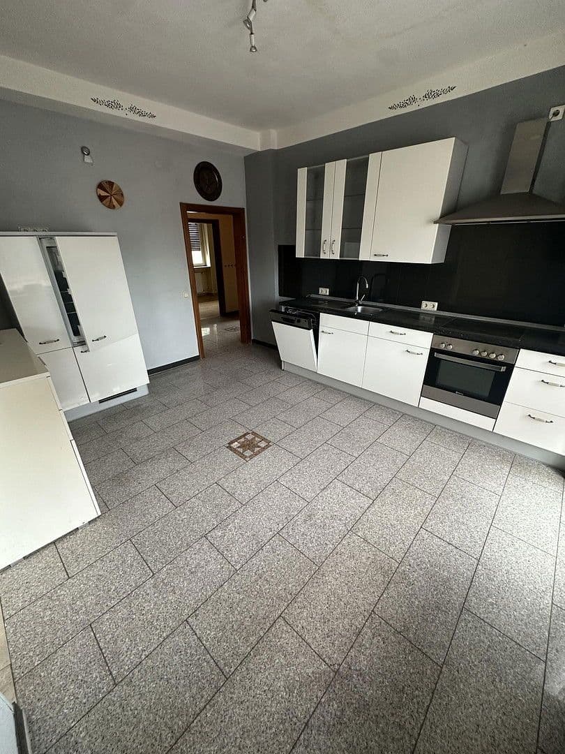 Predaj domu 161 m², pozemek 350 m², Str. des 13. Januar 268, Völklingen, Sársko Predaj domu 161 m², pozemek 350 m², Str. des 13. Januar 268, Völklingen, Sársko