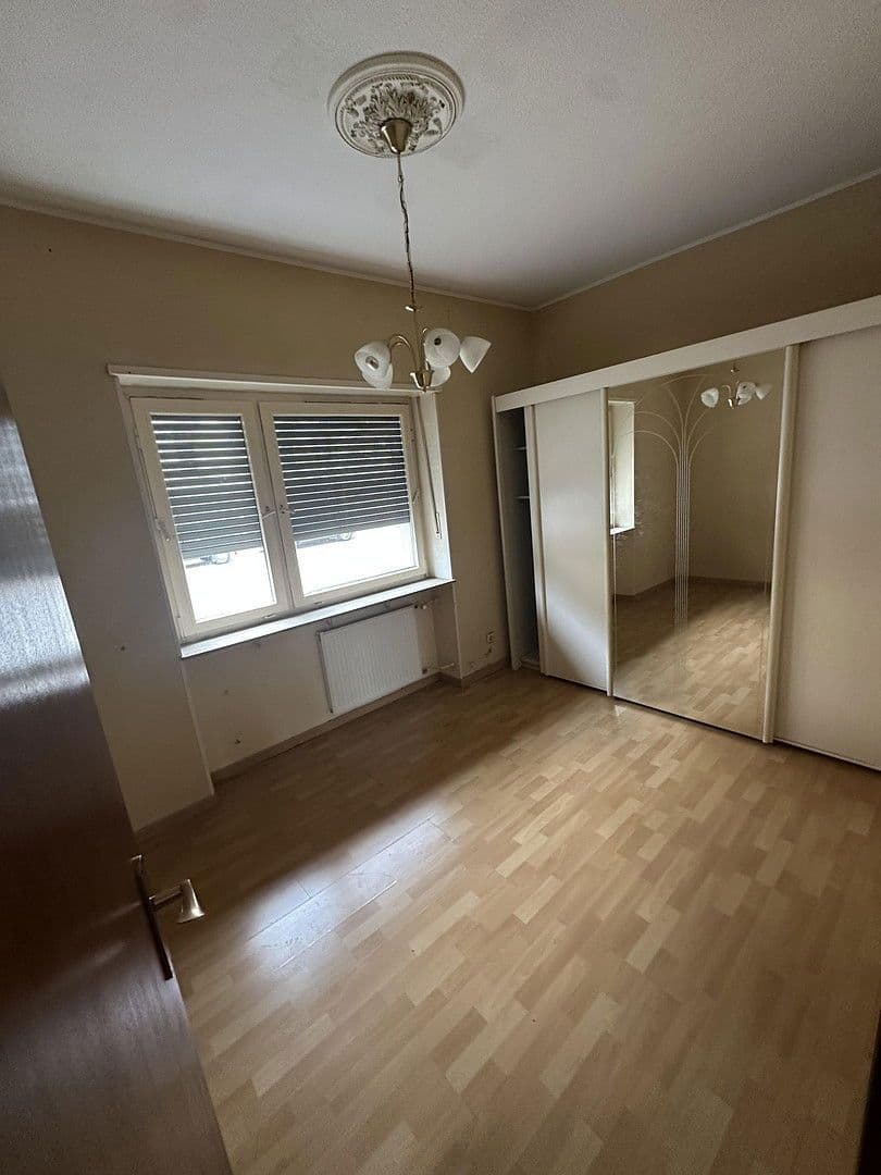 Predaj domu 161 m², pozemek 350 m², Str. des 13. Januar 268, Völklingen, Sársko Predaj domu 161 m², pozemek 350 m², Str. des 13. Januar 268, Völklingen, Sársko