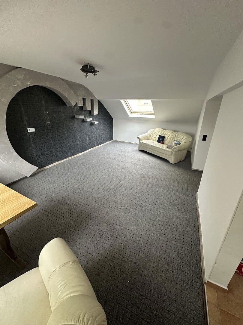 Predaj domu 161 m², pozemek 350 m², Str. des 13. Januar 268, Völklingen, Sársko Predaj domu 161 m², pozemek 350 m², Str. des 13. Januar 268, Völklingen, Sársko