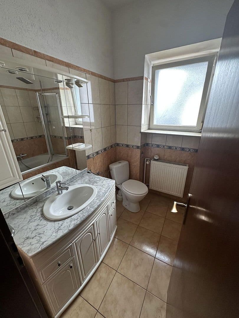 Predaj domu 161 m², pozemek 350 m², Str. des 13. Januar 268, Völklingen, Sársko Predaj domu 161 m², pozemek 350 m², Str. des 13. Januar 268, Völklingen, Sársko