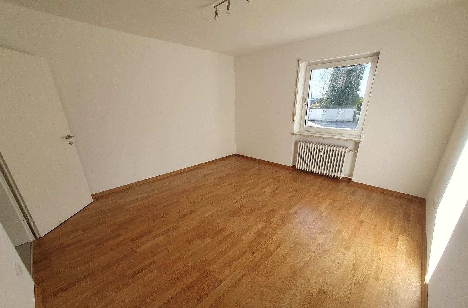 Prenájom bytu 3-izbový 73 m², Friedenstraße 27, Vaterstetten, Bavorsko Prenájom bytu 3-izbový 73 m², Friedenstraße 27, Vaterstetten, Bavorsko
